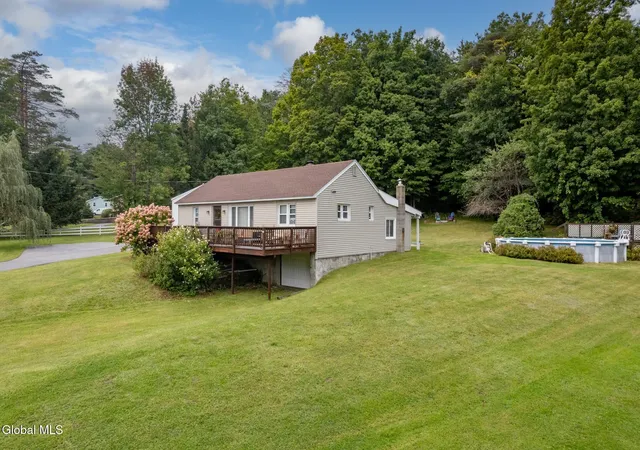 Photo 3 of Single family home for sale at 392 W State St Ext, Gloversville, NY 12078 | MLS# 202626397 | Listing updated on 2026-09-29