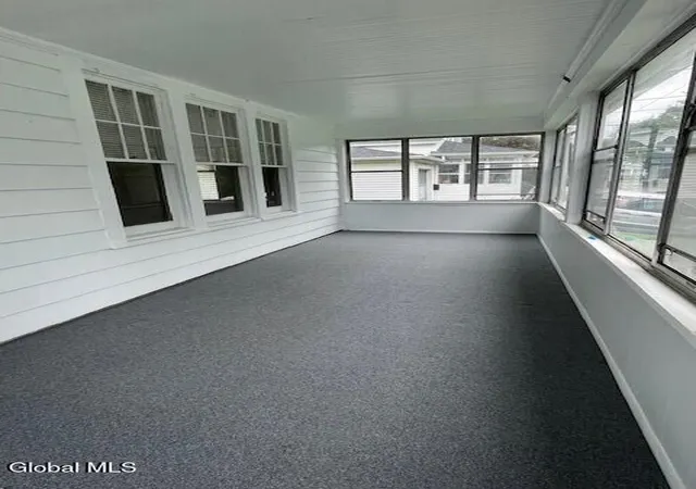 Photo 3 of Single family home for sale at 7 Elm Ct, North Greenbush, NY 12198 | MLS# 202626455 | Listing updated on 2026-10-06