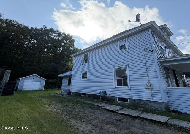 Photo 3 of Single family home for sale at 62 Steele Ave, Gloversville, NY 12078 | MLS# 202626499 | Listing updated on 2026-09-23