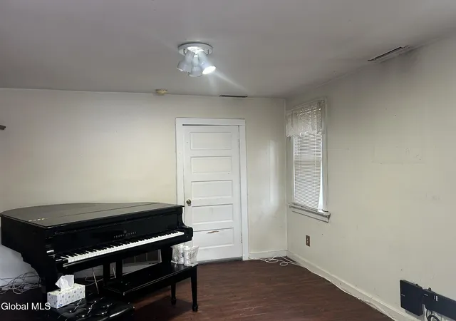 Photo 3 of Single family home for sale at 108 Gullott Dr, Schenectady, NY 12306 | MLS# 202626545 | Listing updated on 2026-09-22