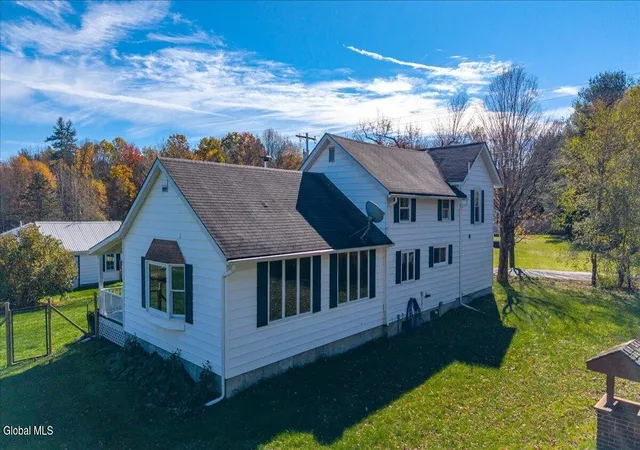 Photo 3 of Single family home for sale at 21 Jodie Rd, Eagle Bridge, NY 12057 | MLS# 202628855 | Listing updated on 2026-10-26