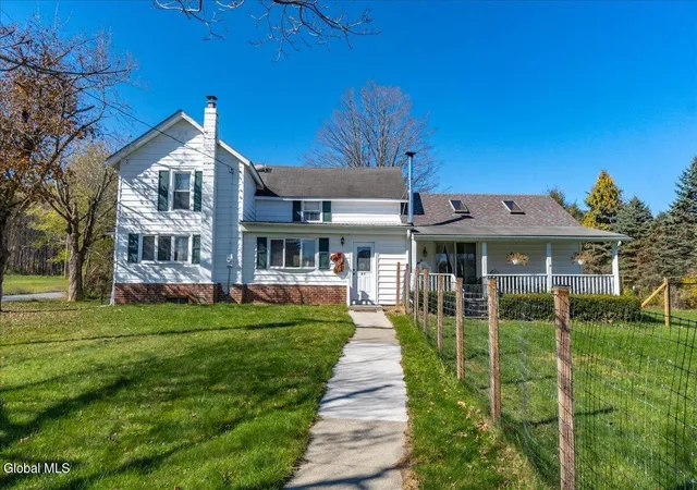 Photo 4 of Single family home for sale at 21 Jodie Rd, Eagle Bridge, NY 12057 | MLS# 202628855 | Listing updated on 2026-10-26