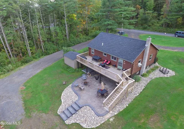 Photo 3 of Single family home for sale at 42 S Lower Letter, Voorheesville, NY 12186 | MLS# 202626481 | Listing updated on 2026-09-30