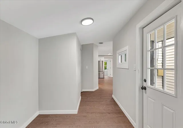 Photo 4 of Single family home for sale at 5 Marquette Ave, Latham, NY 12110 | MLS# 202626497 | Listing updated on 2026-10-01