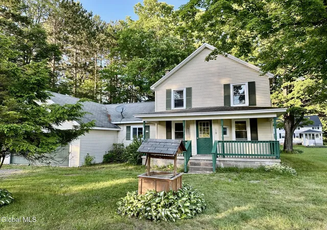 Photo 3 of Single family home for sale at 119 Houseman St, Mayfield, NY 12117 | MLS# 202626534 | Listing updated on 2026-09-22