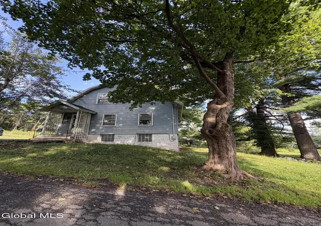 Photo 2 of Sale Pending at 10 N Bridge St, Fonda, NY 12068 | MLS# 202626592 | Listing updated on 2026-09-24