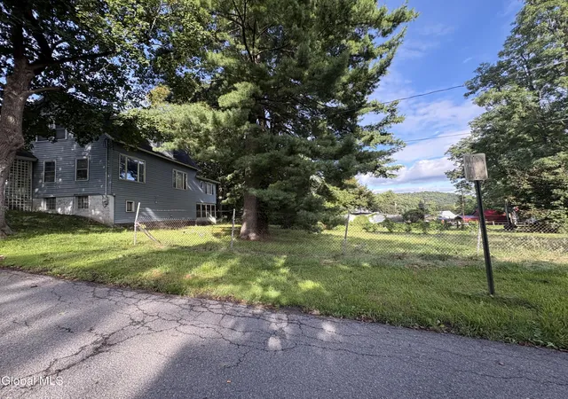 Photo 3 of Sale Pending at 10 N Bridge St, Fonda, NY 12068 | MLS# 202626592 | Listing updated on 2026-09-24