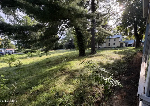 Photo 4 of Sale Pending at 10 N Bridge St, Fonda, NY 12068 | MLS# 202626592 | Listing updated on 2026-09-24