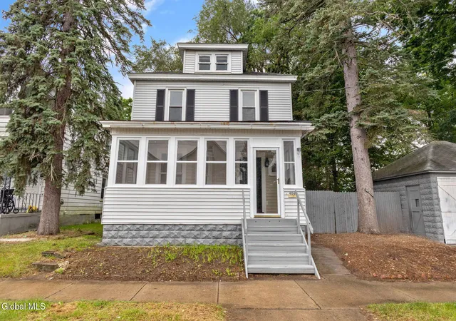 Photo 2 of Single family home for sale at 404 Shannon St, Schenectady, NY 12306 | MLS# 202626582 | Listing updated on 2026-09-22