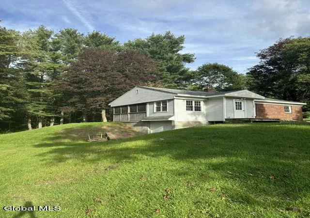 Photo 1 of Single family home for sale at 3785 State Hwy 30, Amsterdam, NY 12010 | MLS# 202627196 | Listing updated on 2026-10-29