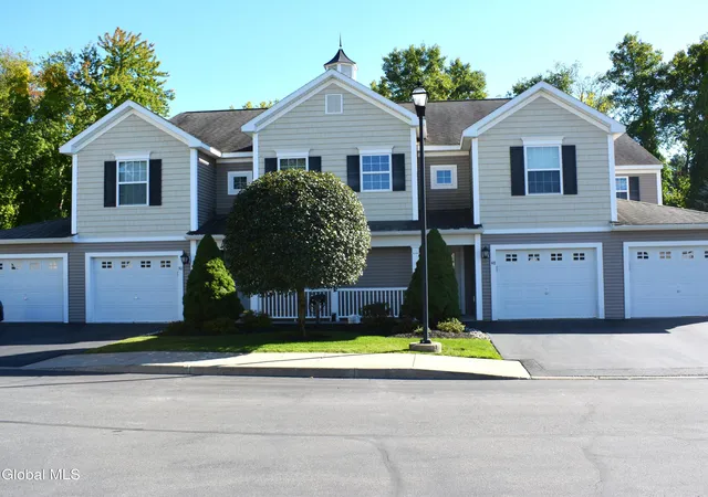 Photo 17 of Townhouse for sale at 48 Treasures Pl, Queensbury, NY 12804 | MLS# 202626810 | Listing updated on 2026-09-24