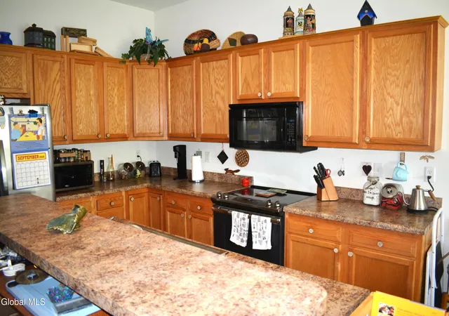 Photo 4 of Townhouse for sale at 48 Treasures Pl, Queensbury, NY 12804 | MLS# 202626810 | Listing updated on 2026-09-24