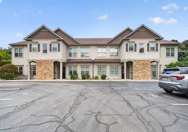 Condo for sale at 73 Saratoga Rd #APT 13, Schenectady, NY 12302 | MLS# 202627315