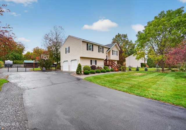 Photo 3 of Sale Pending at 98 Sisson Rd, South Glens Falls, NY 12803 | MLS# 202628266 | Listing updated on 2026-10-19