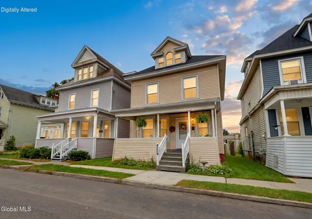 Photo 1 of Single family home for sale at 10 Catalpa Dr, Albany, NY 12209 | MLS# 202627694 | Listing updated on 2026-10-28