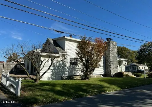 Single family home for sale at 2953 Clyde Ave, Schenectady, NY 12306 | MLS# 202627599