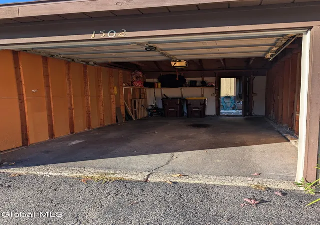 Listing Photo 1 - Condo for sale in building located at 1502 Huntington Ct, East Greenbush, NY 12061