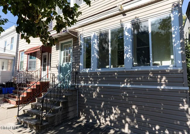 Photo 2 of House for sale at 695 State St, Albany, NY 12203 | MLS# 202628110 | Listing updated on 2026-10-14