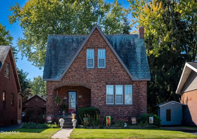 Single family home for sale at 292 Whitehall Rd, Albany, NY 12209 | MLS# 202628006