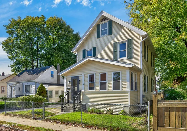Photo 2 of Single family home for sale at 1547 5th Street, Rensselaer, NY 12144 | MLS# 202628826 | Listing updated on 2026-10-26