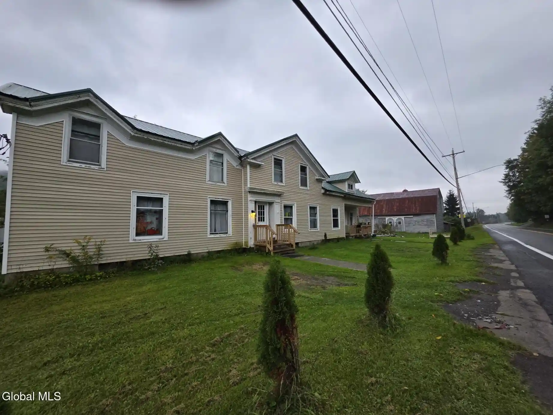 Listing Photo 1 - Condo for sale in 16 Main St located at 16 Main St, Hempstead, NY 11550 - Unit 16 Main St