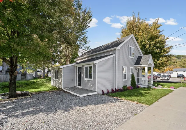 Photo 2 of Single family home for sale at 11 Wing St, Fort Edward, NY 12828 | MLS# 202628195 | Listing updated on 2026-10-29
