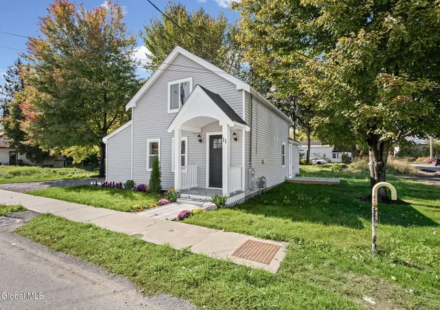 Photo 3 of Single family home for sale at 11 Wing St, Fort Edward, NY 12828 | MLS# 202628195 | Listing updated on 2026-10-29