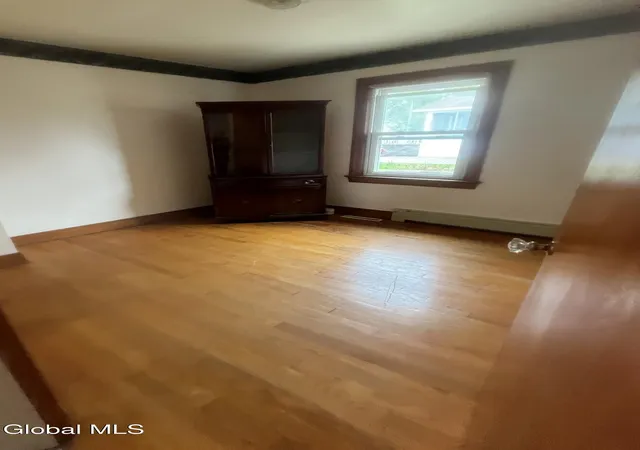 Photo 4 of Single family home for sale at 1063 Raymond St, Schenectady, NY 12308 | MLS# 202628270 | Listing updated on 2026-10-29