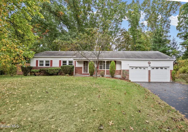 Photo 1 of Single family home for sale at 6 Holly Ct, Ballston Lake, NY 12019 | MLS# 202628375 | Listing updated on 2026-10-28