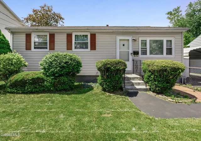 Photo 1 of Single family home for sale at 327 Manchester Rd, Schenectady, NY 12304 | MLS# 202628328 | Listing updated on 2026-10-26