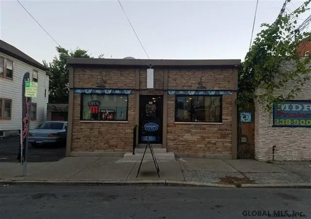 Photo 3 of Single family home for sale at 93 Ontario St, Cohoes, NY 12047 | MLS# 202628366 | Listing updated on 2026-10-17