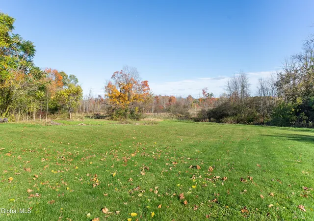 Photo 3 of Single family home for sale at 924 Saratoga Rd, Ballston Lake, NY 12019 | MLS# 202628448 | Listing updated on 2026-10-18