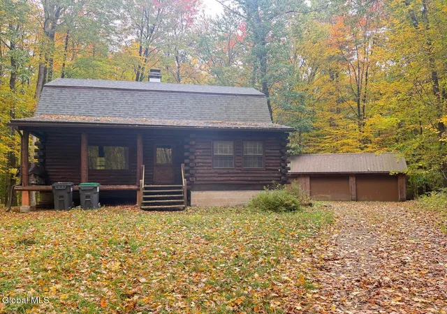 Single family home for sale at 606 Mac Elroy Rd, Ballston Lake, NY 12019 | MLS# 202628468