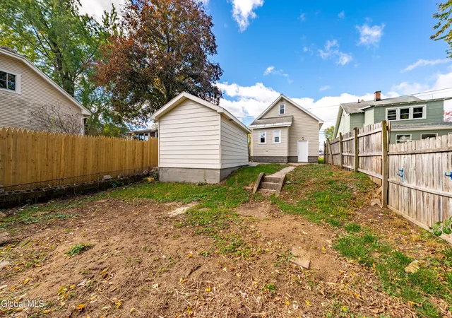Photo 3 of Single family home for sale at 1512 Helderberg Ave, Schenectady, NY 12306 | MLS# 202628511 | Listing updated on 2026-10-20