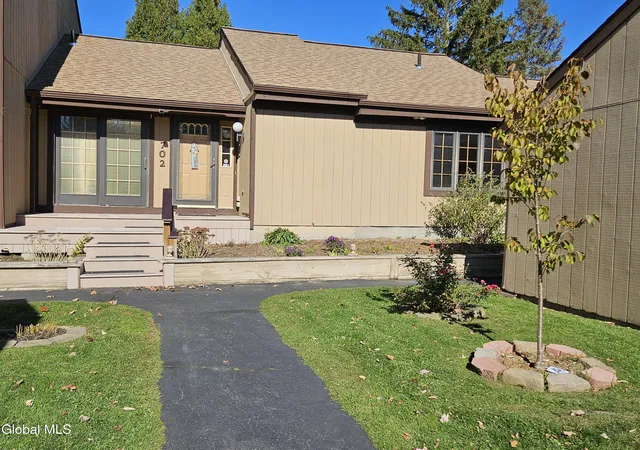 Photo 1 of Townhouse for sale at 702 Huntington Ct, East Greenbush, NY 12061 | MLS# 202628701 | Listing updated on 2026-10-22