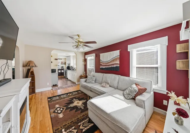 Photo 1 of Single family home for sale at 2020 Greenpoint Ave, Schenectady, NY 12303 | MLS# 202628648 | Listing updated on 2026-10-28