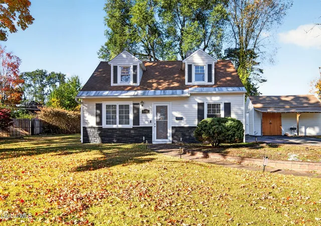 Photo 1 of Single family home for sale at 1030 Wayne Rd, Schenectady, NY 12303 | MLS# 202628661 | Listing updated on 2026-10-30