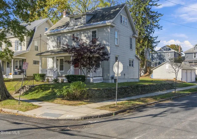 Photo 3 of Single family home for sale at 28 Homestead Ave, Albany, NY 12203 | MLS# 202628813 | Listing updated on 2026-10-26