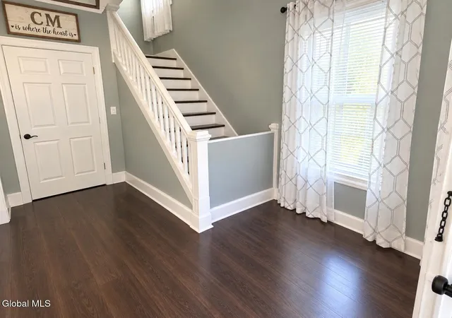 Photo 2 of Single family home for sale at 1040 Lakeview Ave, Schenectady, NY 12303 | MLS# 202628754 | Listing updated on 2026-10-25