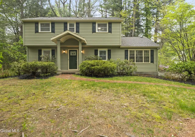 Single family home for sale at 17 Belmonte Ln, Clifton Park, NY 12065 | MLS# 202628917
