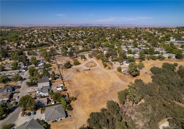 Photo 2 of Land for sale at 420 Creston Rd, Paso Robles, CA 93446 | MLS# NS21234433 | Listing updated on 2026-09-15
