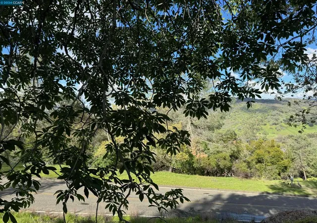 Photo 3 of Land for sale at 197 Country Club Lane, Napa, CA 94558 | MLS# 41053033 | Listing updated on 2026-09-15