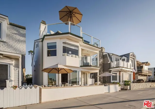 Photo 3 of Single family home for sale at 506 W Oceanfront #2, Newport Beach, CA 92661 | MLS# 24445141 | Listing updated on 2026-09-14
