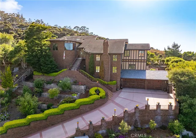 Photo 3 of Single family home for sale at 2743 Rodman Dr, Los Osos, CA 93402 | MLS# PI25110241 | Listing updated on 2026-10-06