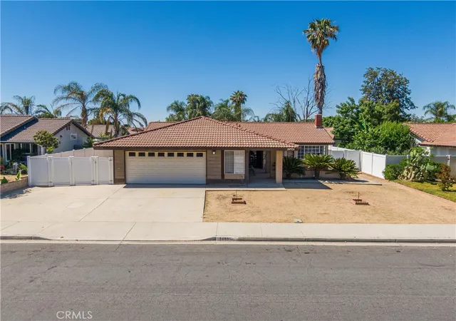 Photo 1 of Single family home for sale at 24931 Heil Dr, Moreno Valley, CA 92553 | MLS# PW25117317 | Listing updated on 2026-09-15