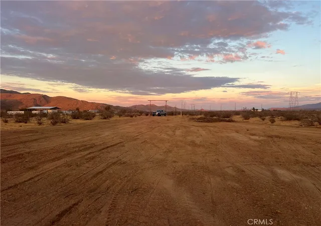 Photo 4 of Land for sale at 0 Loma Vista Rd, Apple Valley, CA 92308 | MLS# HD25145744 | Listing updated on 2026-09-15