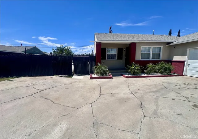 Photo 3 of Sale Pending at 836 N Millard Ave, Rialto, CA 92376 | MLS# IV25185077 | Listing updated on 2026-09-14