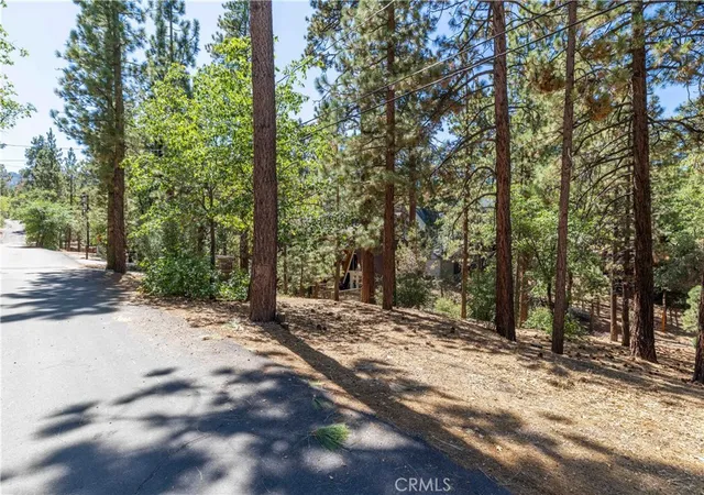 Photo 3 of Land for sale at 0 Lot 44 Kern, Sugarloaf, CA 92386 | MLS# IG25218748 | Listing updated on 2026-09-15