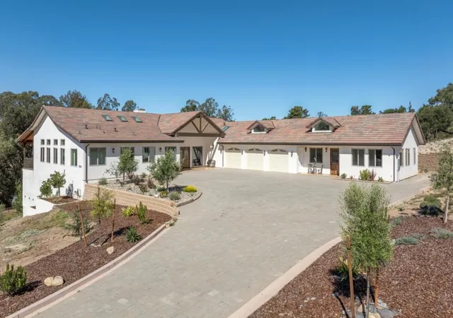 Photo 2 of Sale Pending at 9020 Hidden Cyn Rd, Salinas, CA 93907 | MLS# ML82021885 | Listing updated on 2026-09-14