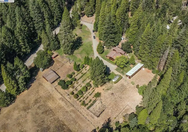 Photo 3 of Single family home for sale at 4481 Rush Crk Rd, Lewiston, CA 96052 | MLS# 41113126 | Listing updated on 2026-09-14